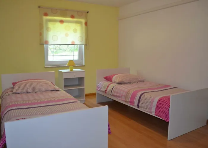 Daire Kamenar Rijeka